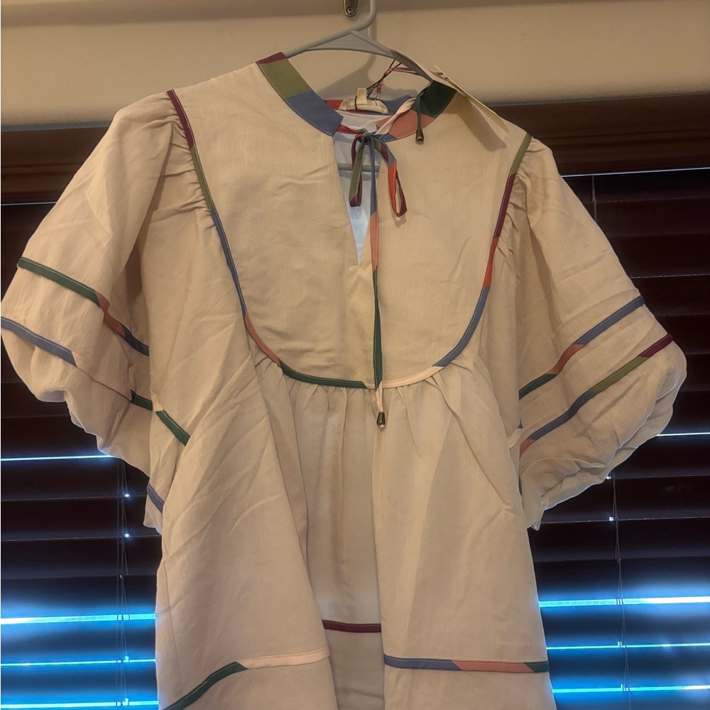 Entro Multicolor Trim Blouse